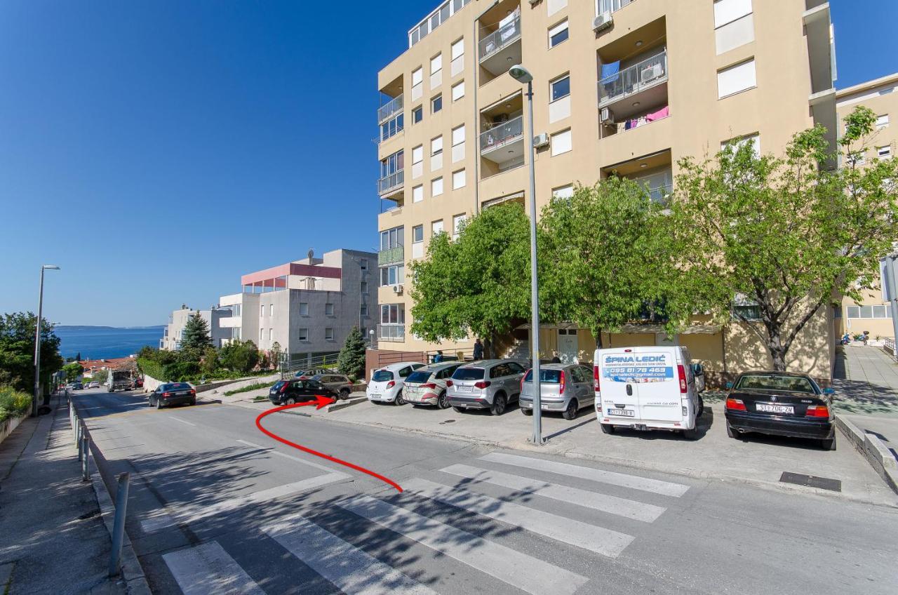 Spacious Apartment Smile With Terrace And Secure Garage 斯普利特 外观 照片